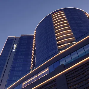 Radisson Blu Hotel, Waterfront Otel